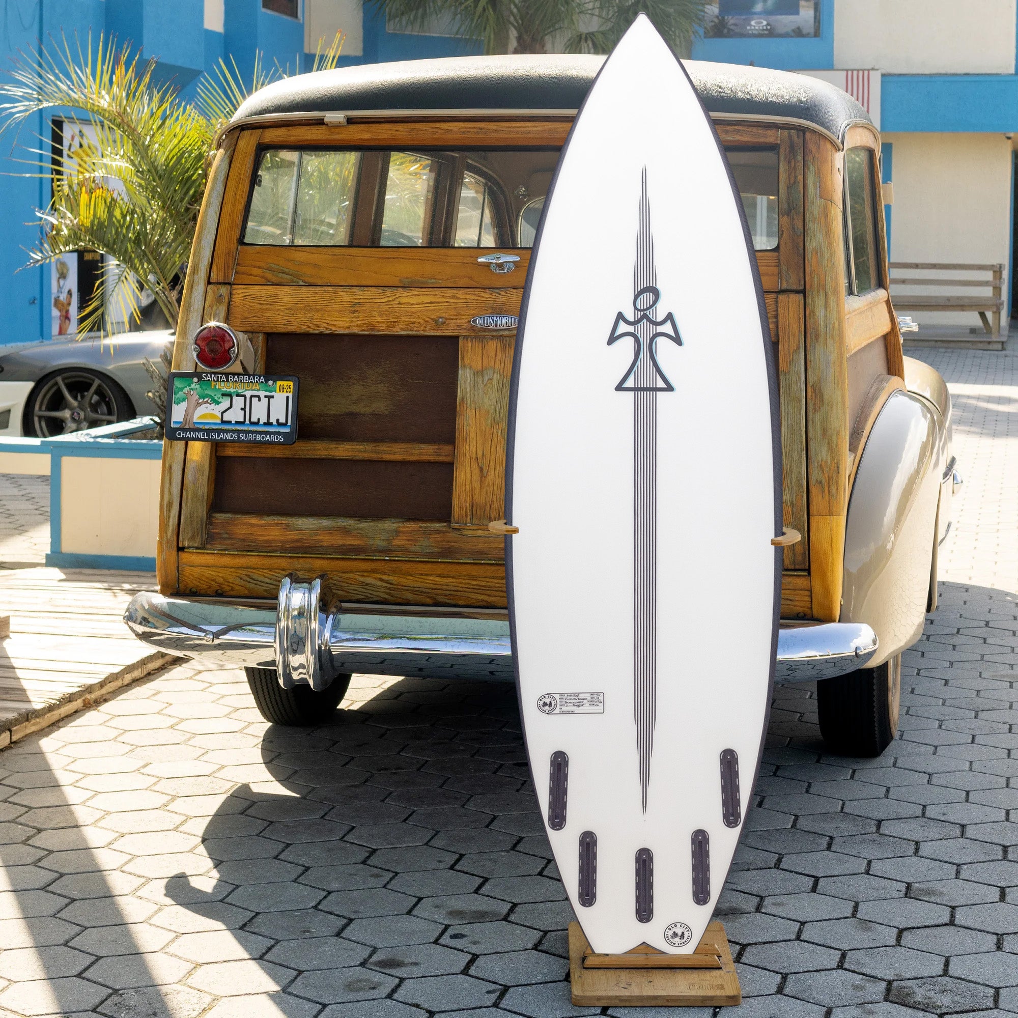 Inspired Florida Board Black Dart 5'6 Surfboard - Futures