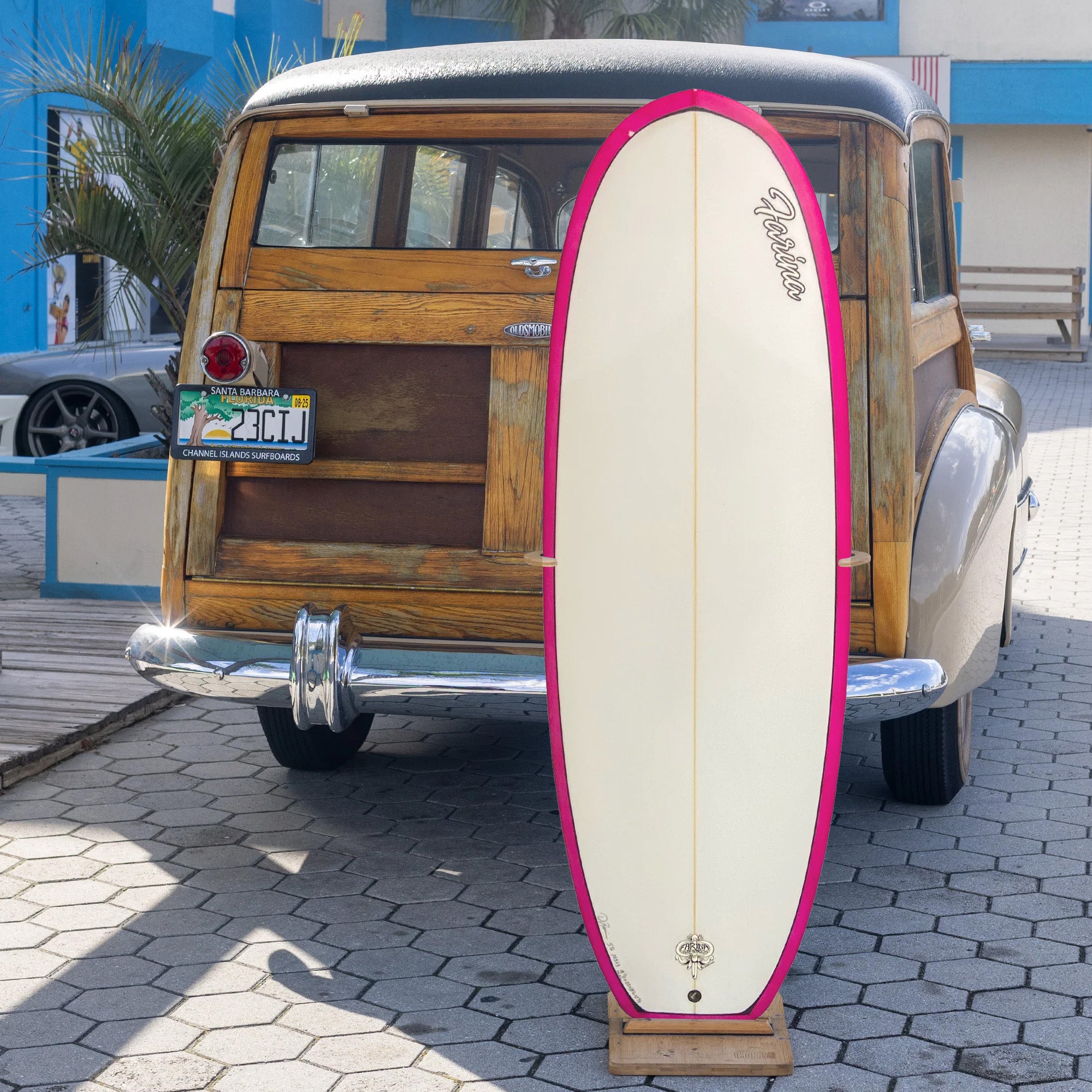 Farina Simmons 5'6 Surfboard - FCS II