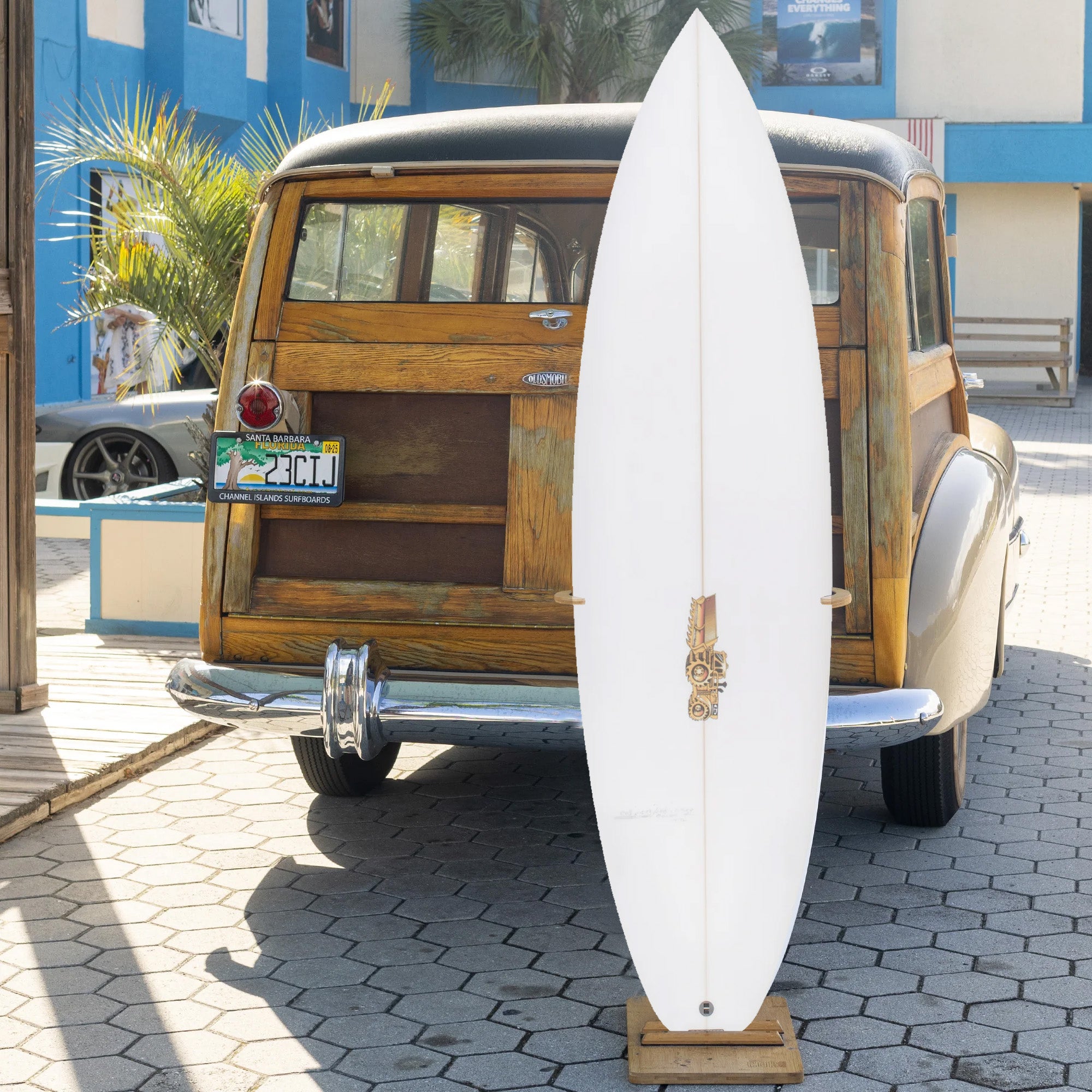 JS Golden Child 6'4 Surfboard - Futures