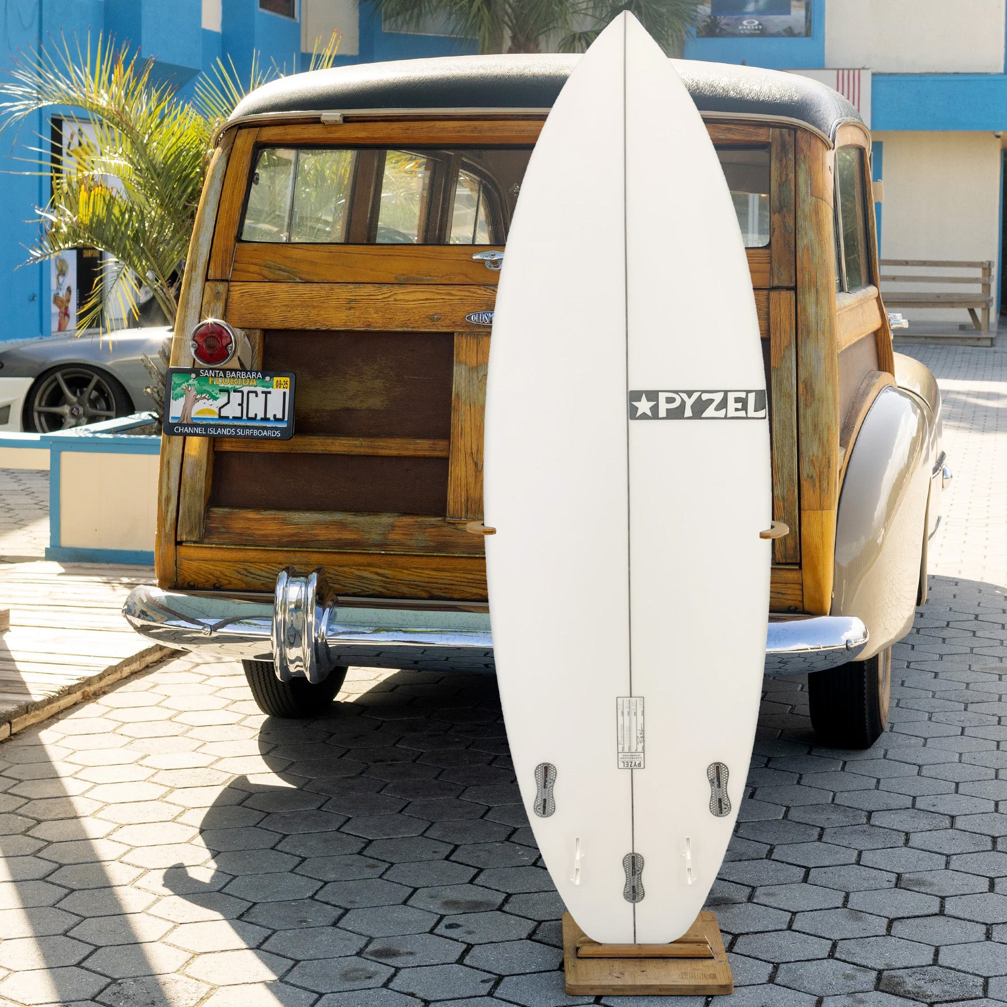 Pyzel Phantom 5'5 Surfboard - FCS II