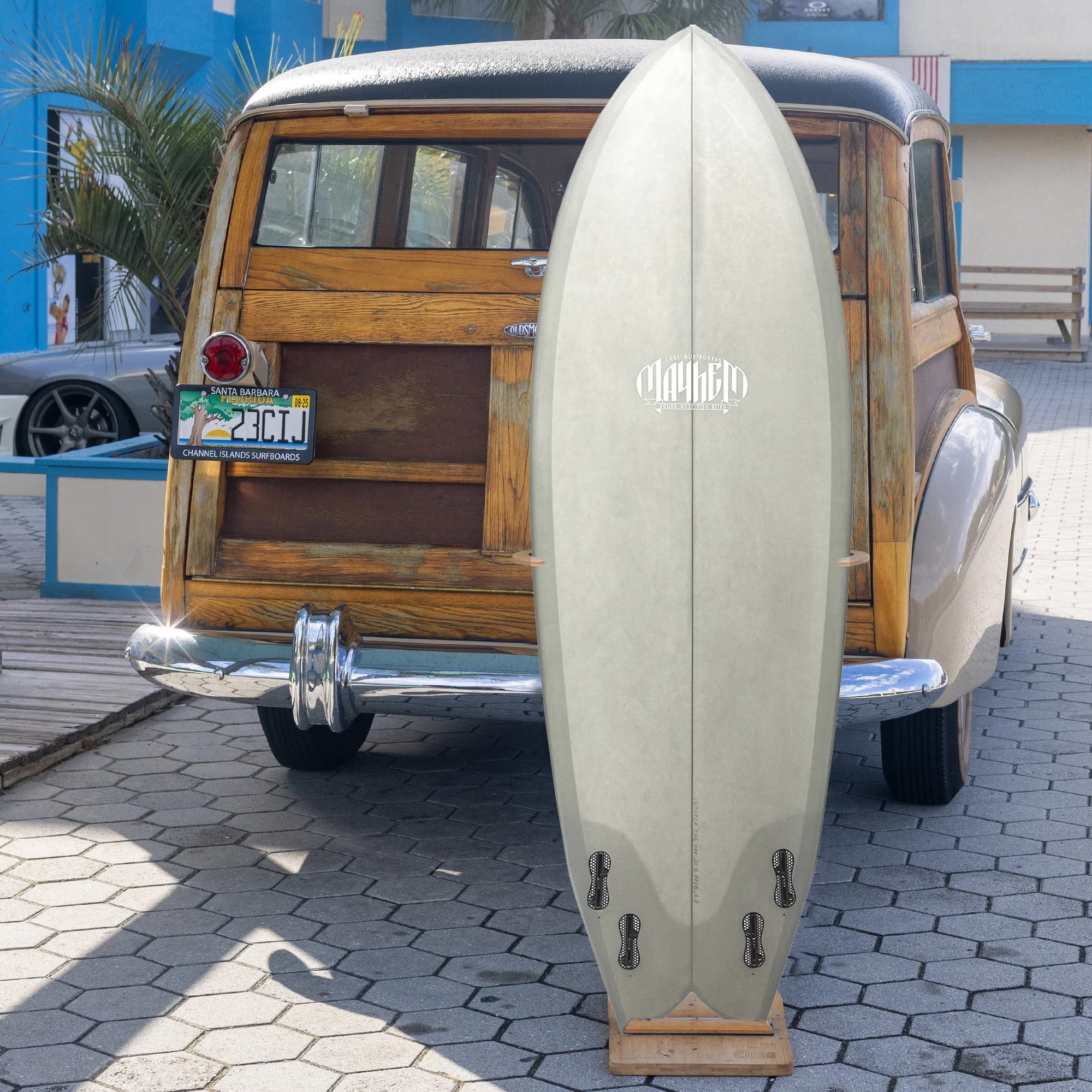 Lost Round Nose Fish Retro Revamp 5'8 Surfboard - FCS II