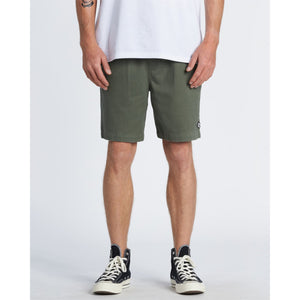 Billabong Layback Larry 17" Men's Twill Walkshorts - Pine