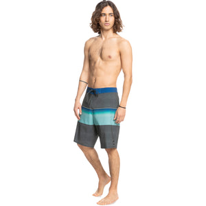 Quiksilver Surfsilk Slab 21" Men's Boardshorts - Grey