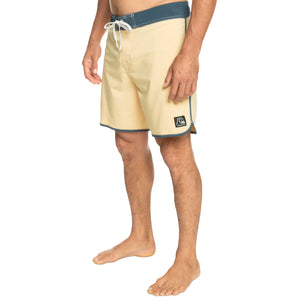 Quiksilver Original Scallop 18" Men's Boardshorts - Wheat